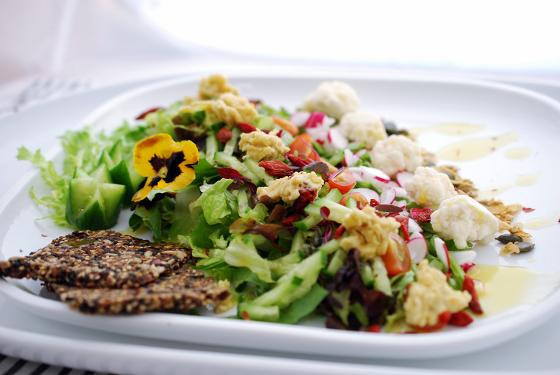 Raw Food Salad in Dubai